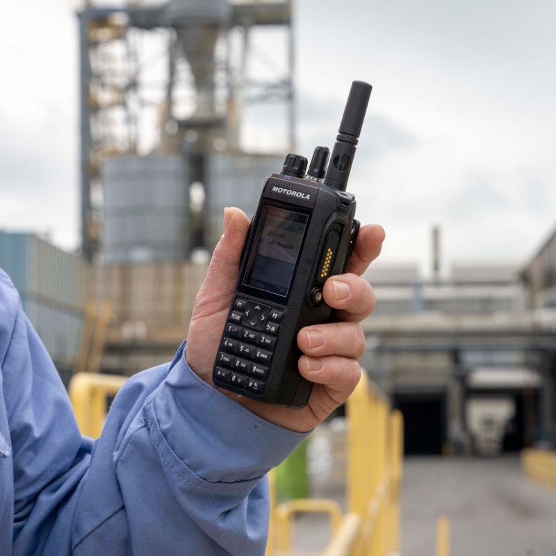 Man using the Motorola R7 FKP