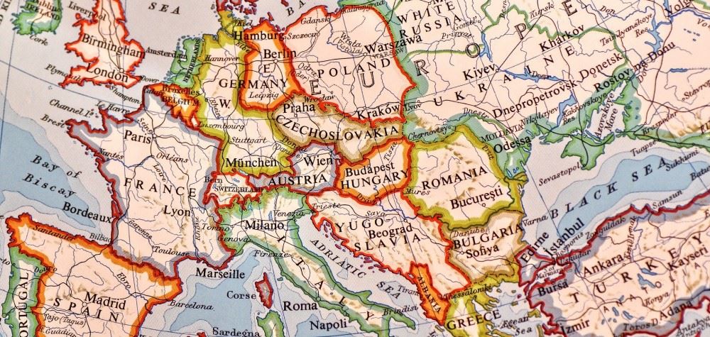 8 Reasons to Buy from RadioTrader Ireland, for EU and Global Shipping.